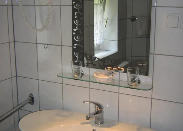 盖斯托斯乐巴克沃尔德酒店 Laubach (Giessen)